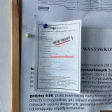 Awizo poczta Polska z informacją o ponownym awizowaniu przesyłki.