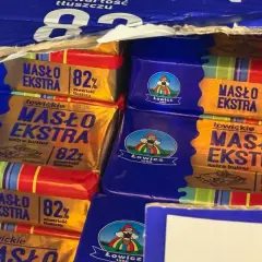 Gdzie kupić masło w promocji? Oszczędzaj do 3 zł za kostkę!